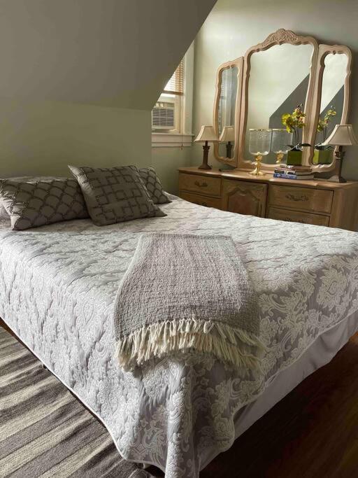 Redefined Alchemy - Bright, Eclectic, Pretty Apt 3E Little Falls Esterno foto
